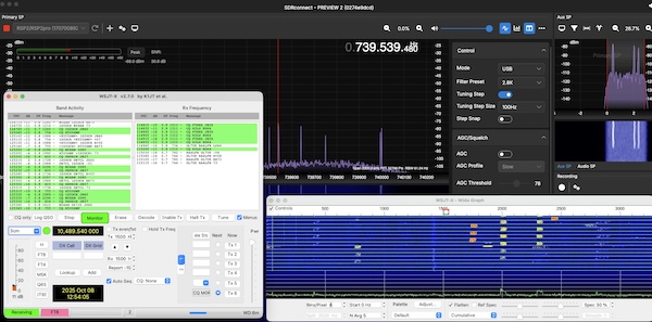 A screenshot of SDRConnect showing traces of signals from QO100 plus wsjt-x showing FT8 decodes.