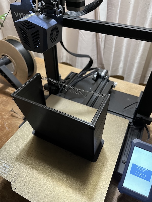 A photo of the FTM150 3D model on the plate of a Anycubic Vyper 3D printer 